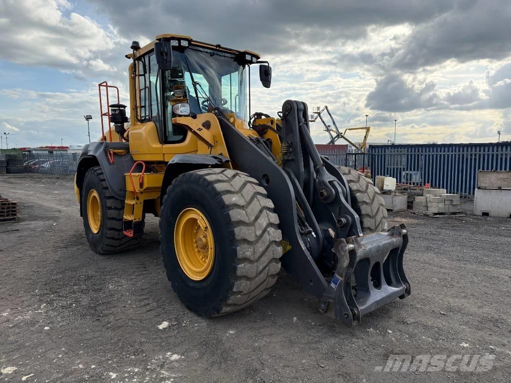 Volvo L 110 H ホイールローダー・タイヤショベル
