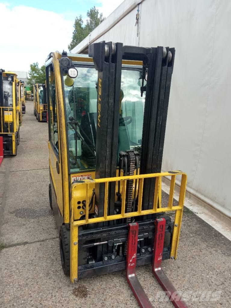 Hyster J 1.8 XN バッテリーフォークリフト