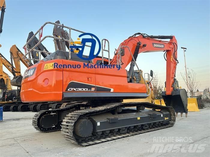 Doosan DX 300LC-9C 大型油圧ショベル12t以上（パワーショベル・ユンボ）