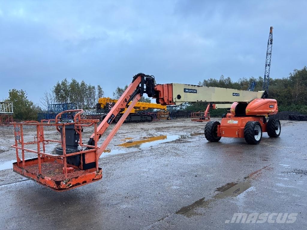 JLG 1350 SJP ブームリフト　直伸型