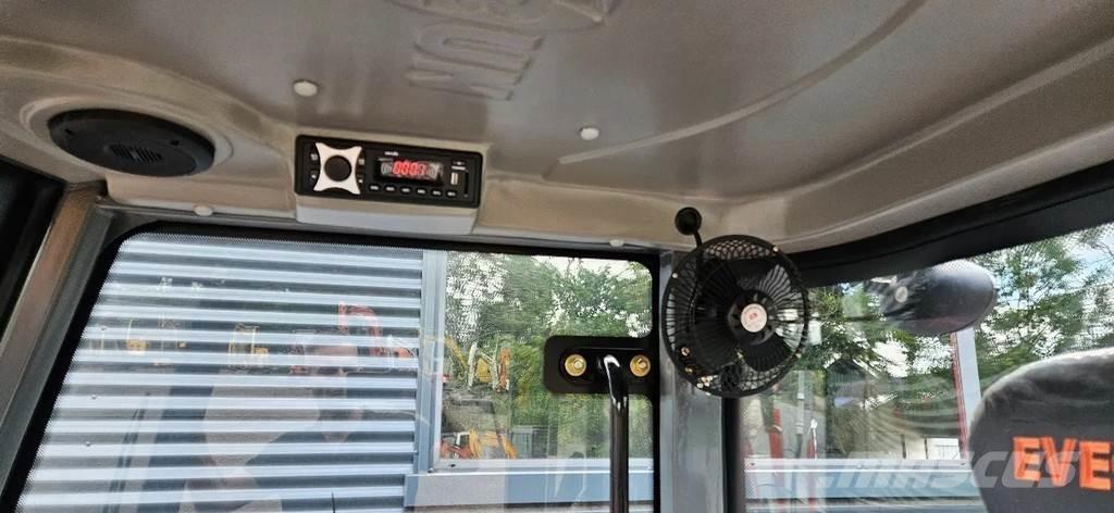 Everun ER 16 ホイールローダー・タイヤショベル