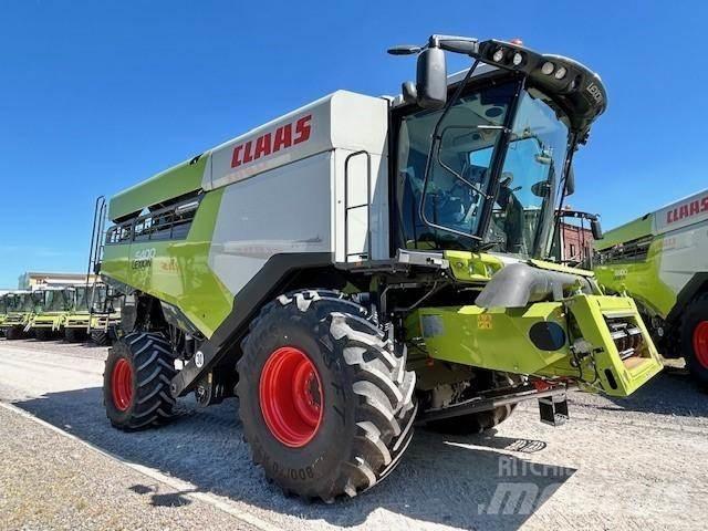 CLAAS LEXION 5400 コンバイン