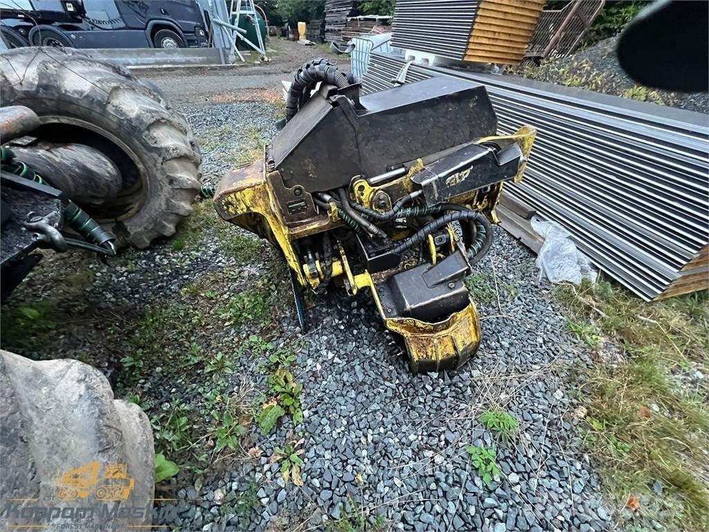 John Deere 1270E ハーベスター