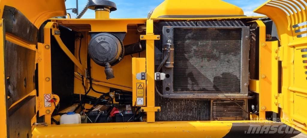 JCB JS 220 LC 大型油圧ショベル12t以上（パワーショベル・ユンボ）