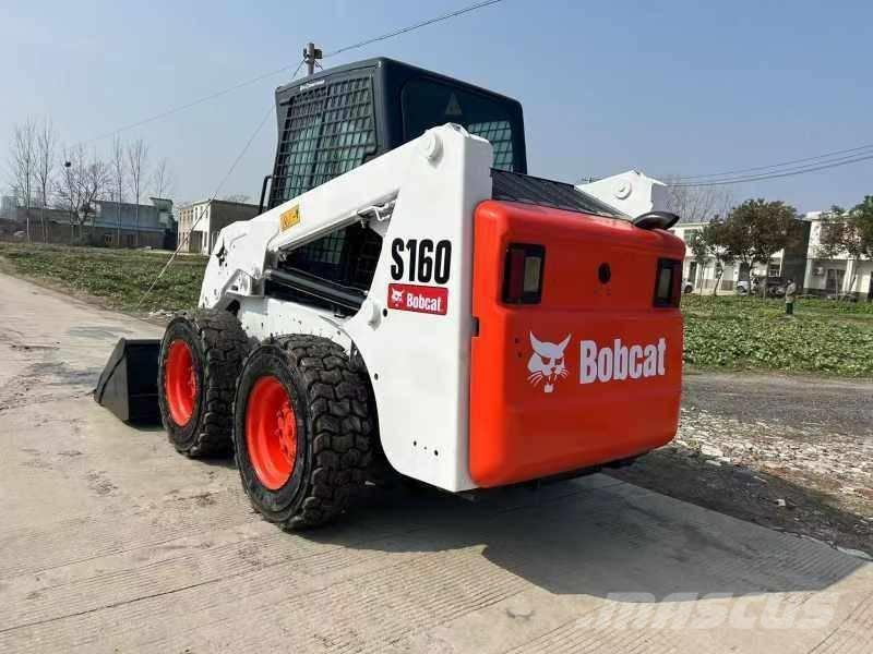 Bobcat S 160 スキッドステアローダー