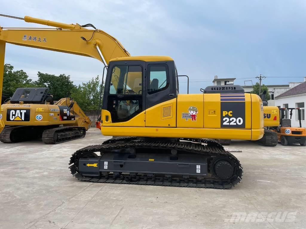 Komatsu pc220-7 大型油圧ショベル12t以上（パワーショベル・ユンボ）