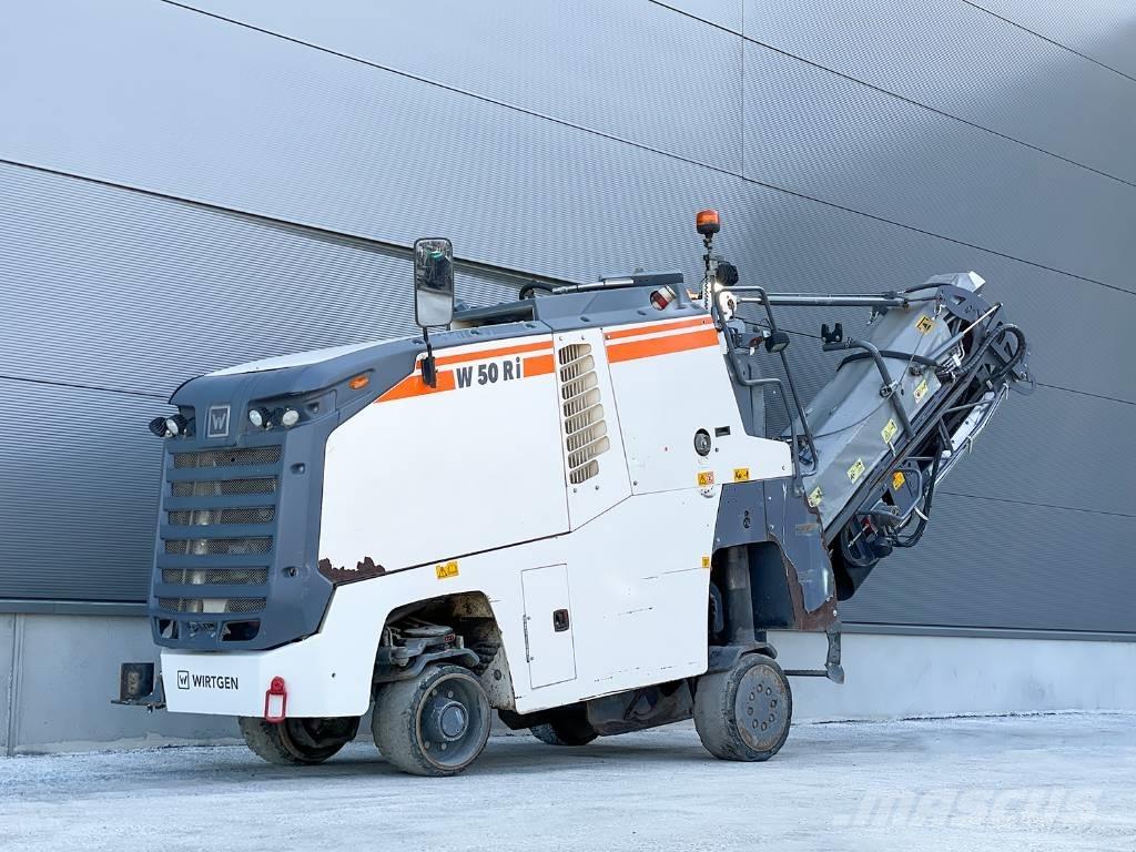 Wirtgen W 50 RI アスファルトコールドミリングマシーン