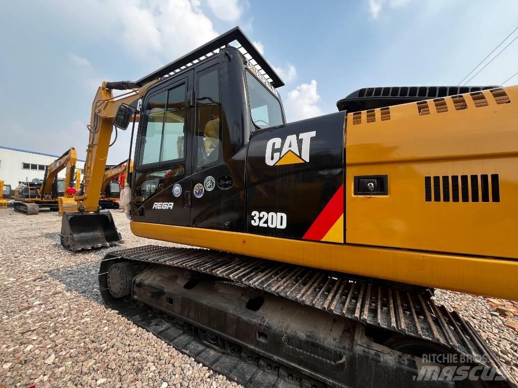 CAT 320 D 大型油圧ショベル12t以上（パワーショベル・ユンボ）