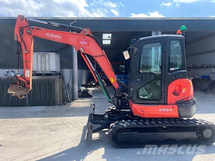 Kubota U55-4 ミニ油圧ショベル 7t以下（ミニユンボ・ミニディガー）