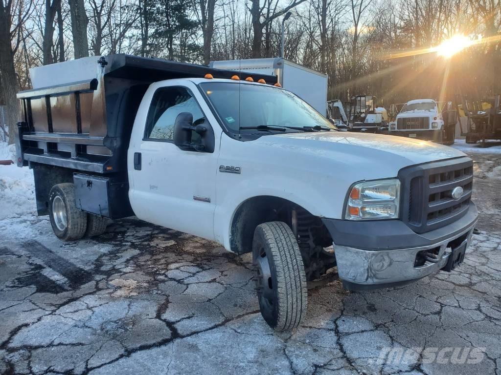 Ford F 350 FX4 ダンプ