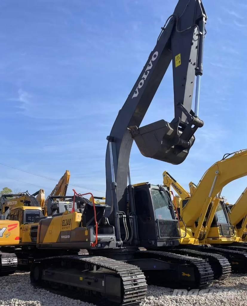 Volvo EC 240 大型油圧ショベル12t以上（パワーショベル・ユンボ）