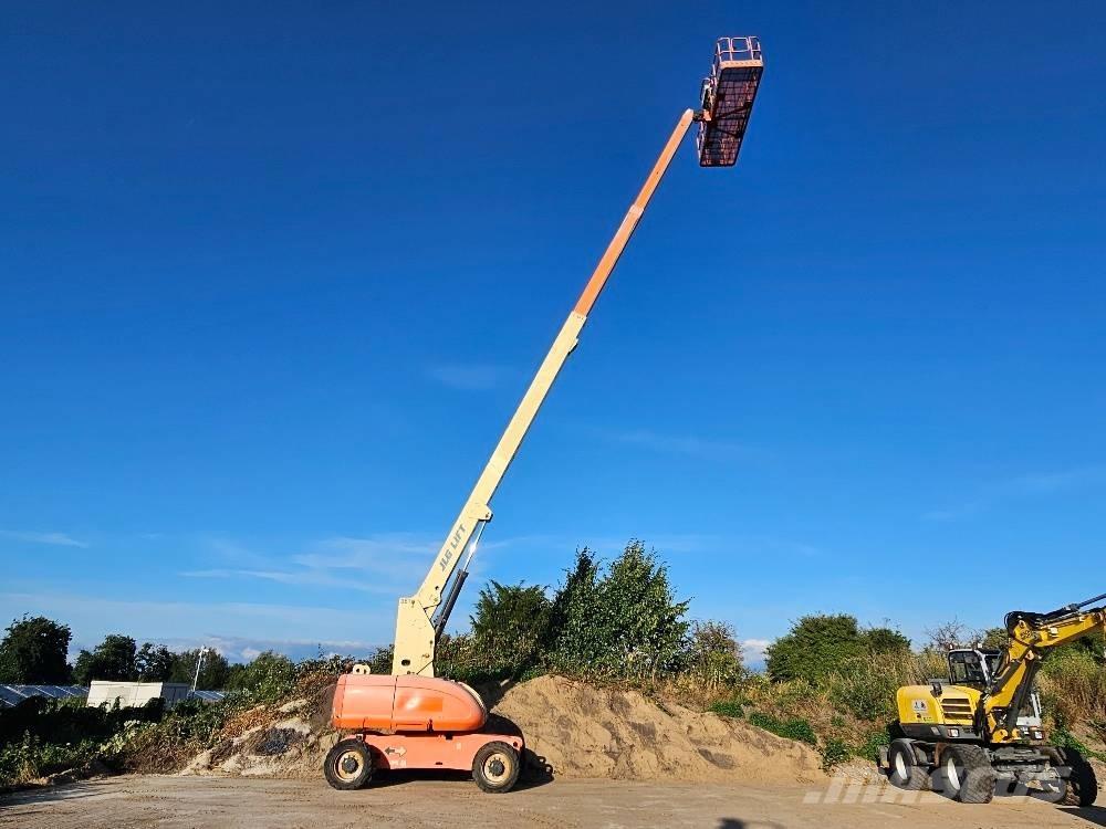 JLG 680S ブームリフト　直伸型