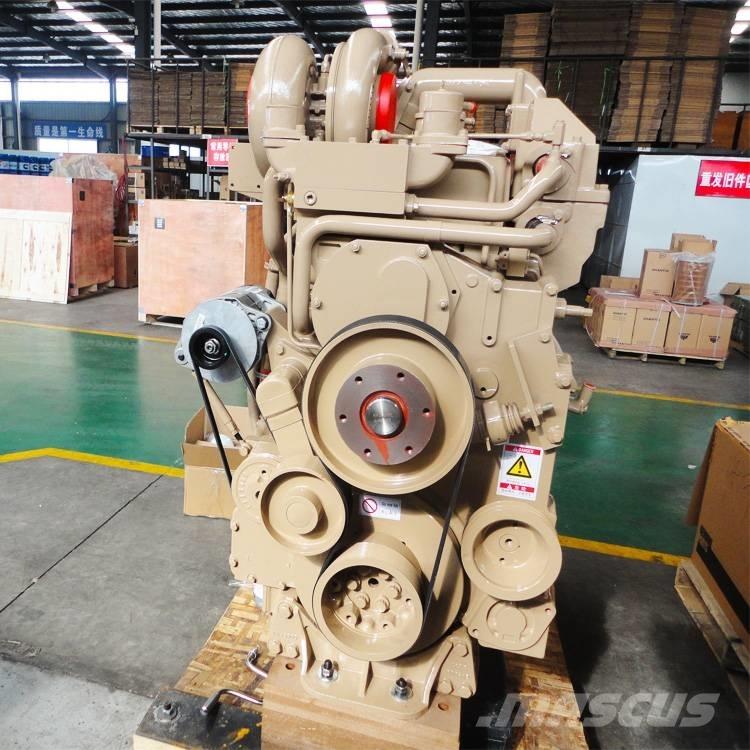 Cummins KTTA19-C700 エンジン