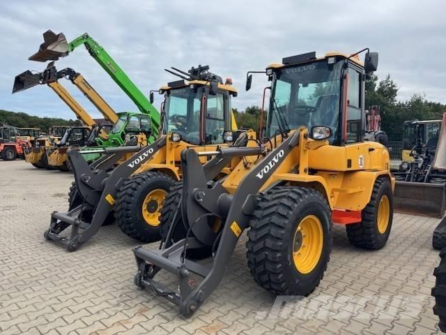 Volvo L 30 HS Klima ホイールローダー・タイヤショベル