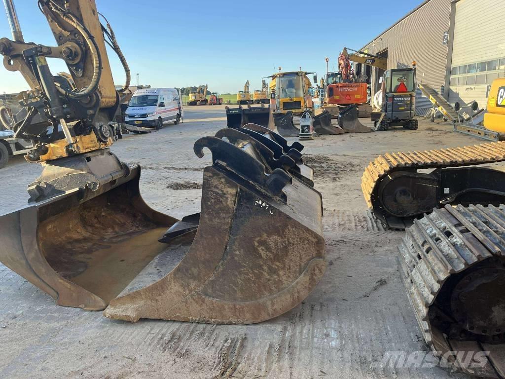 CAT 323 Nextgen 大型油圧ショベル12t以上（パワーショベル・ユンボ）