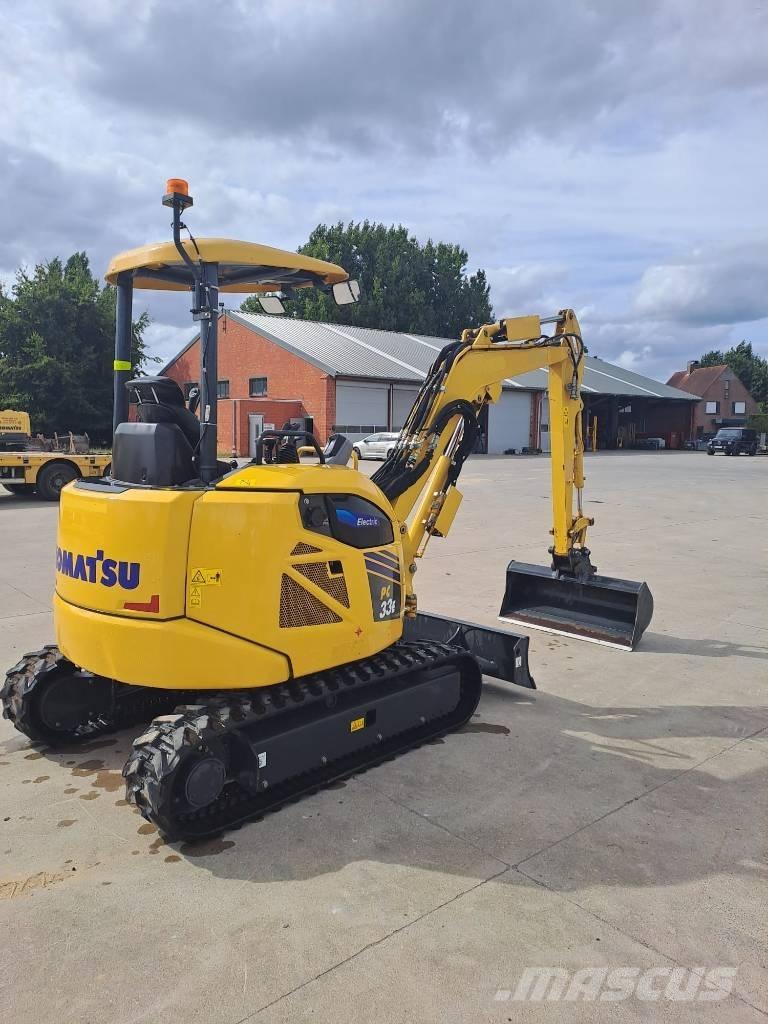 Komatsu PC33E-6 ミニ油圧ショベル 7t以下（ミニユンボ・ミニディガー）