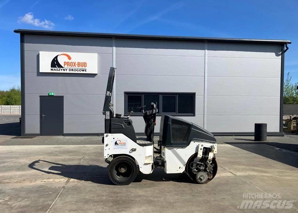 Bomag BW 100 AC-5 コンバインドローラ