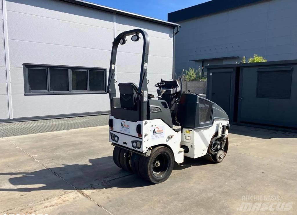 Bomag BW 100 AC-5 コンバインドローラ