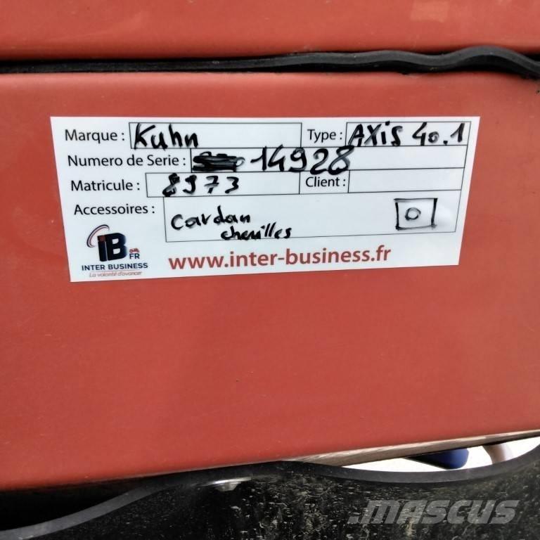 Kuhn Axis 40.1 ミネラル散布機