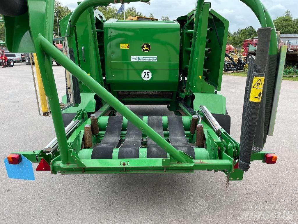 John Deere 744 H ラウンドベーラー