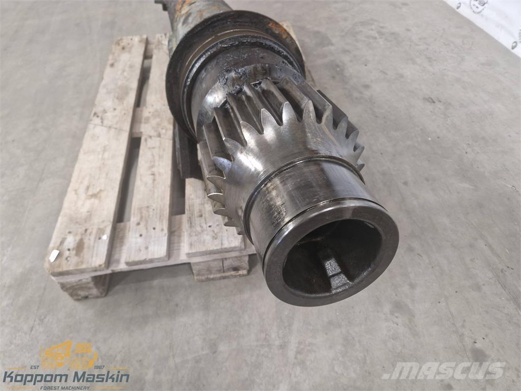 Komatsu 130F フォワーダクレーン