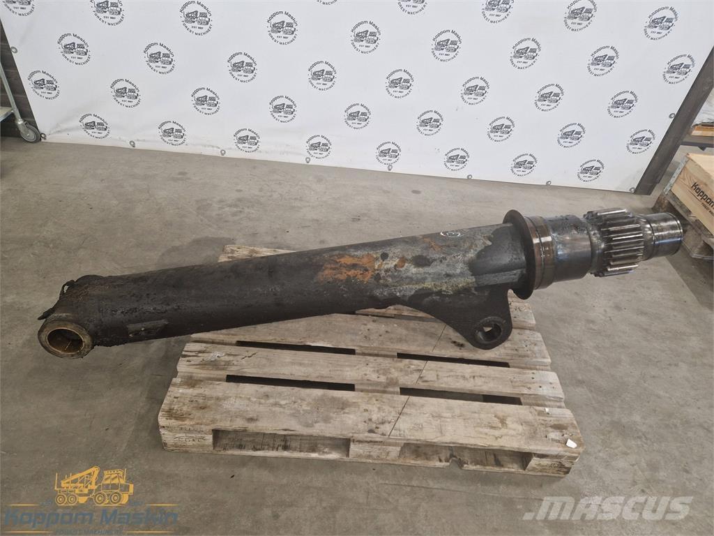 Komatsu 130F フォワーダクレーン