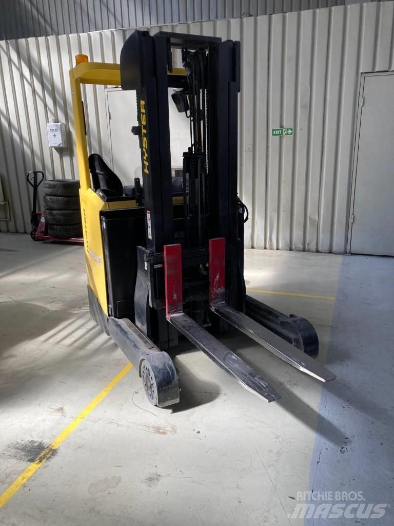 Hyster R1.6 Pyroban リーチフォークリフト