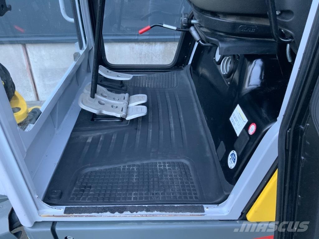 Wacker Neuson ET 24 ミニ油圧ショベル 7t以下（ミニユンボ・ミニディガー）