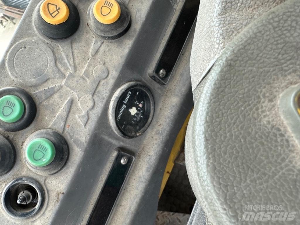 JCB 525 テレスコーピックハンドラー