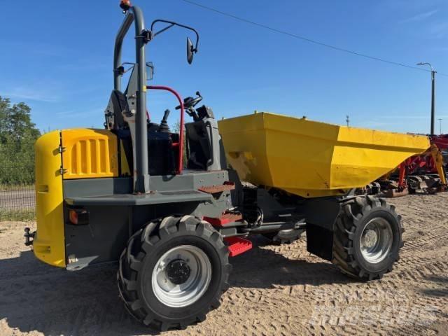 Wacker Neuson DW 60 サイト　ダンプ