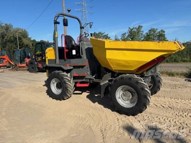 Wacker Neuson DW 60 サイト　ダンプ