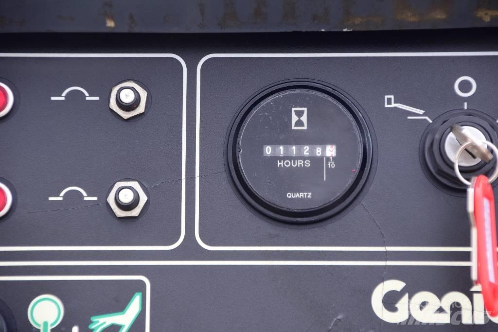 Genie Z 51/30 J RT ブームリフト　屈伸型