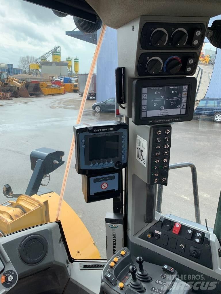 CAT 966 M XE ホイールローダー・タイヤショベル