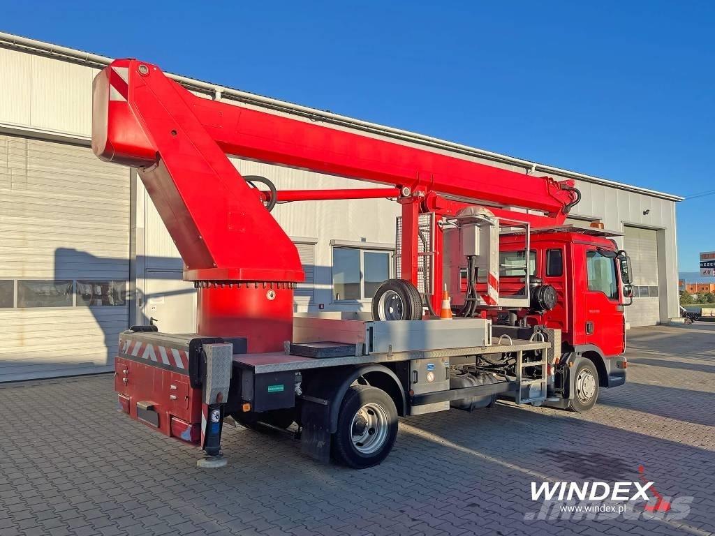 Wumag WT 250 トラック高所作業車