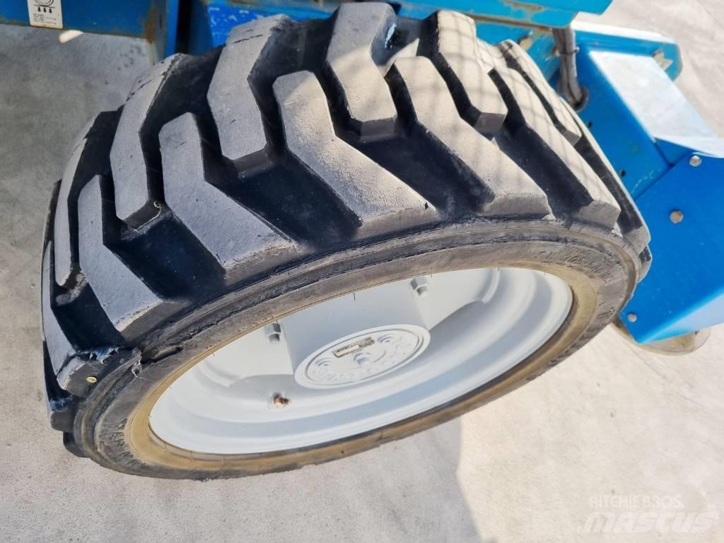 Genie GS 4390 RZ34 シザースリフト