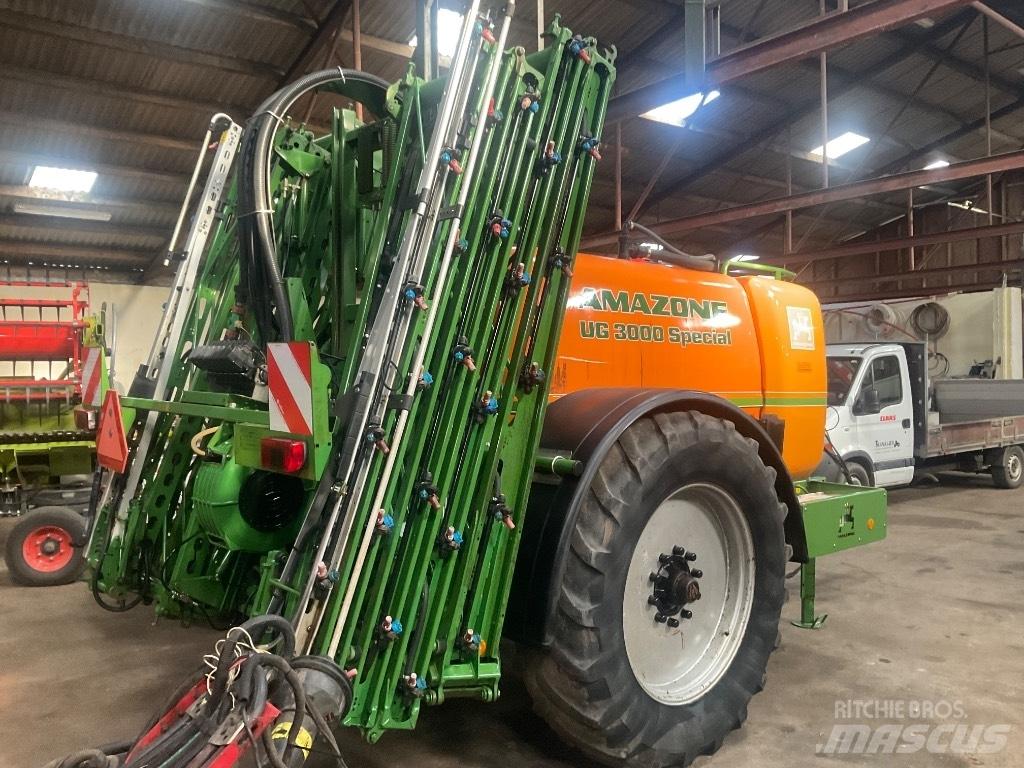 Amazone Ug 3000 牽引型スプレイヤー