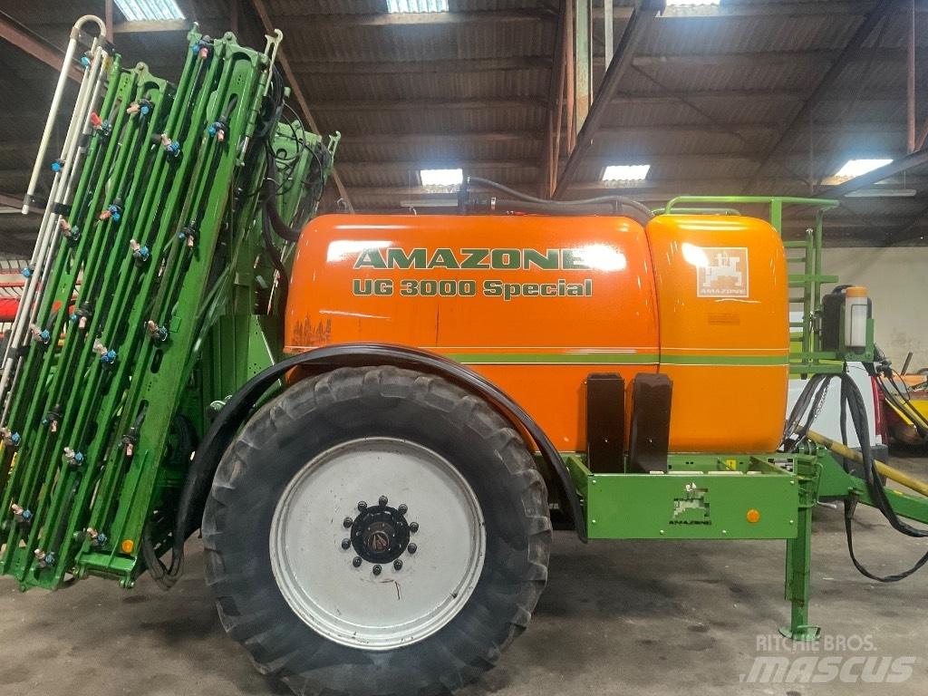 Amazone Ug 3000 牽引型スプレイヤー