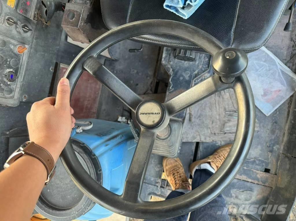 Dynapac CC422 タンデムローラ