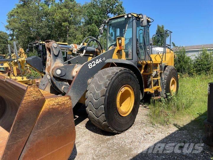 John Deere 824K-II ホイールローダー・タイヤショベル