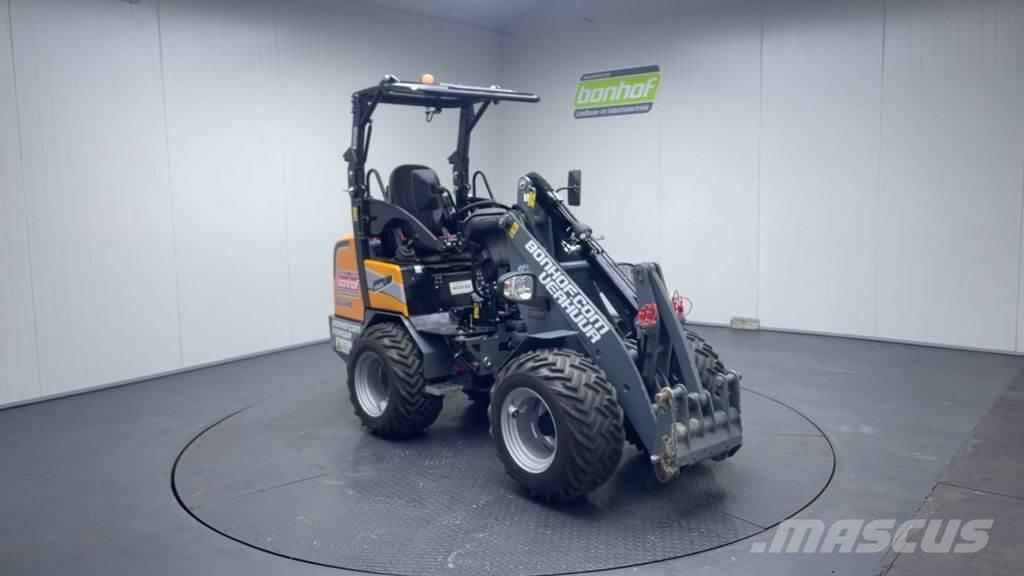 GiANT G2300 HD ホイールローダー・タイヤショベル