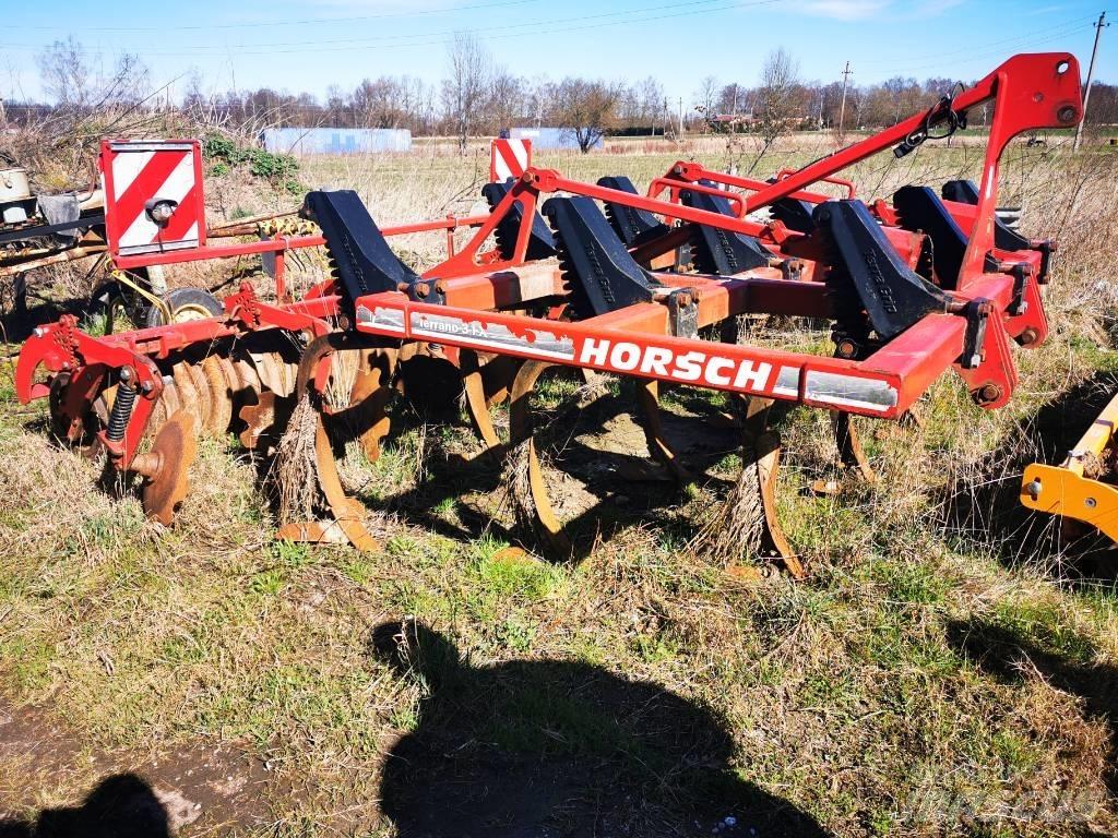 Horsch Terrano 3 FX カルチベーター