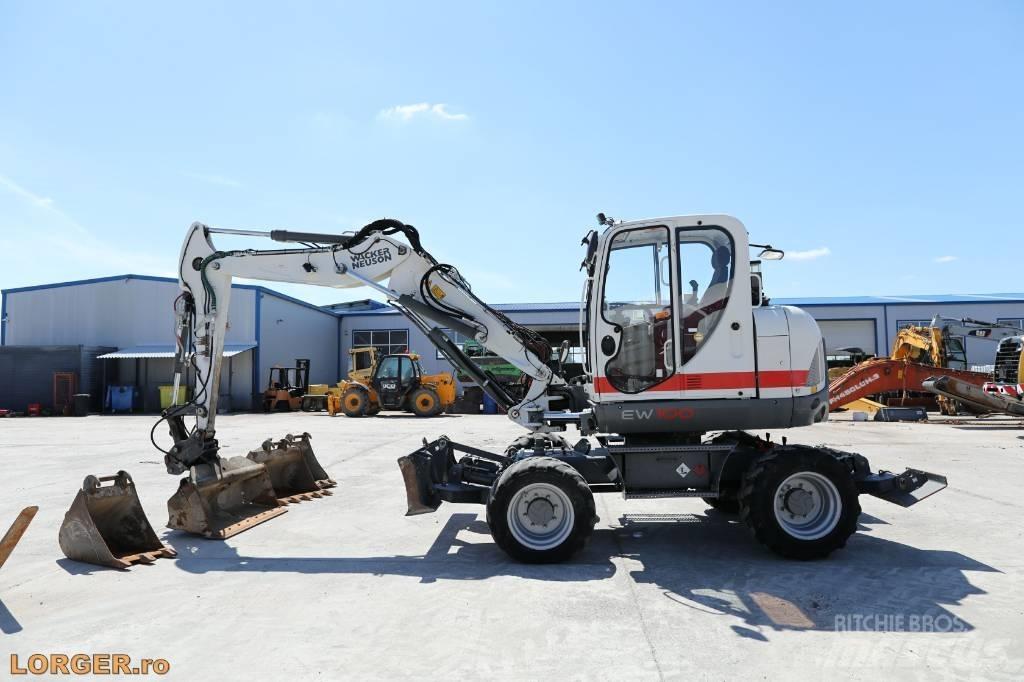 Wacker Neuson EW 100 ホイール式油圧ショベル（パワーショベル・ユンボ・バックホー）