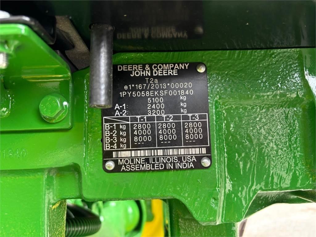 John Deere 5058E トラクター