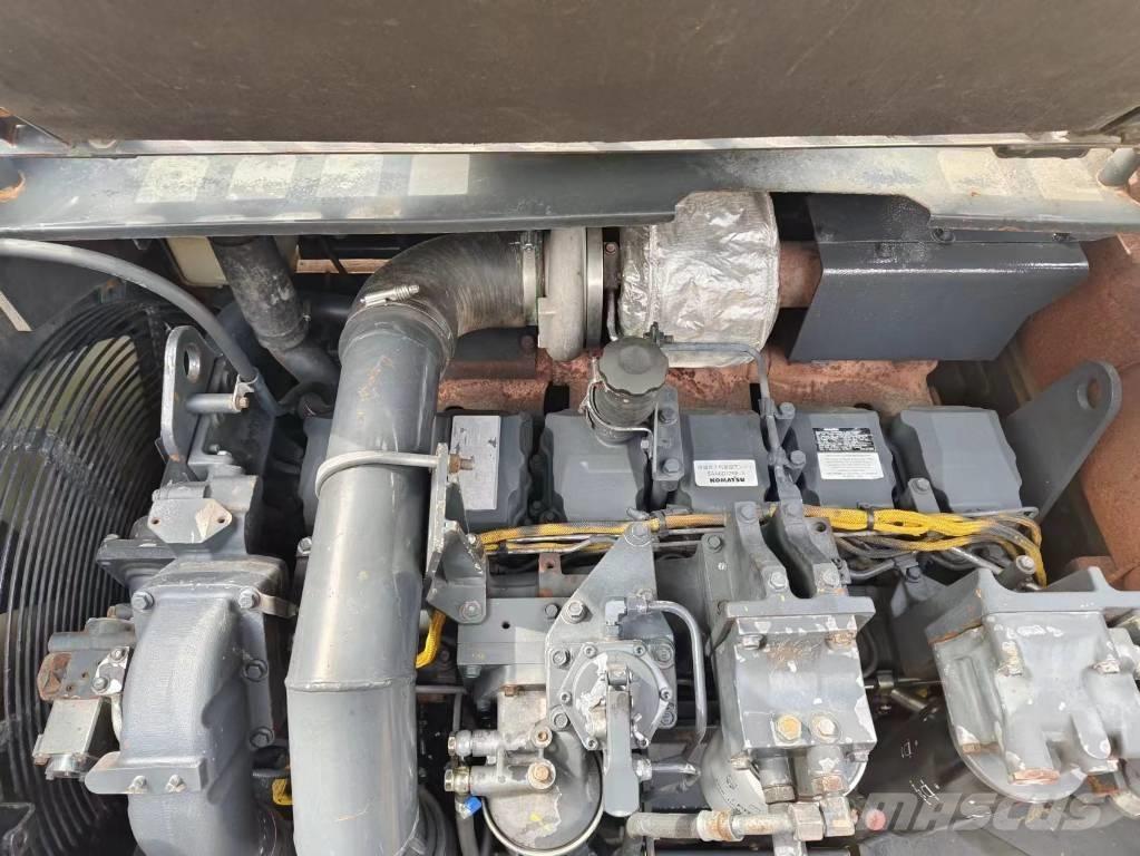 Komatsu PC 450-8 大型油圧ショベル12t以上（パワーショベル・ユンボ）