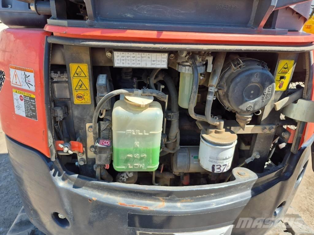 Kubota U 17 ミニ油圧ショベル 7t以下（ミニユンボ・ミニディガー）