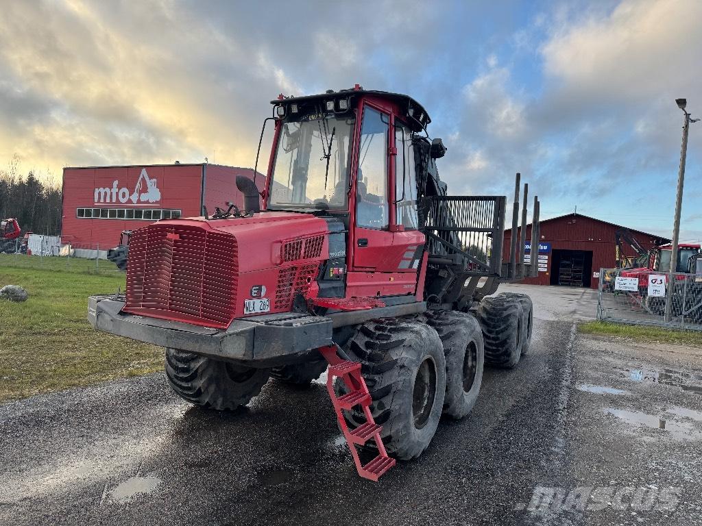 Komatsu 865 フォワーダー