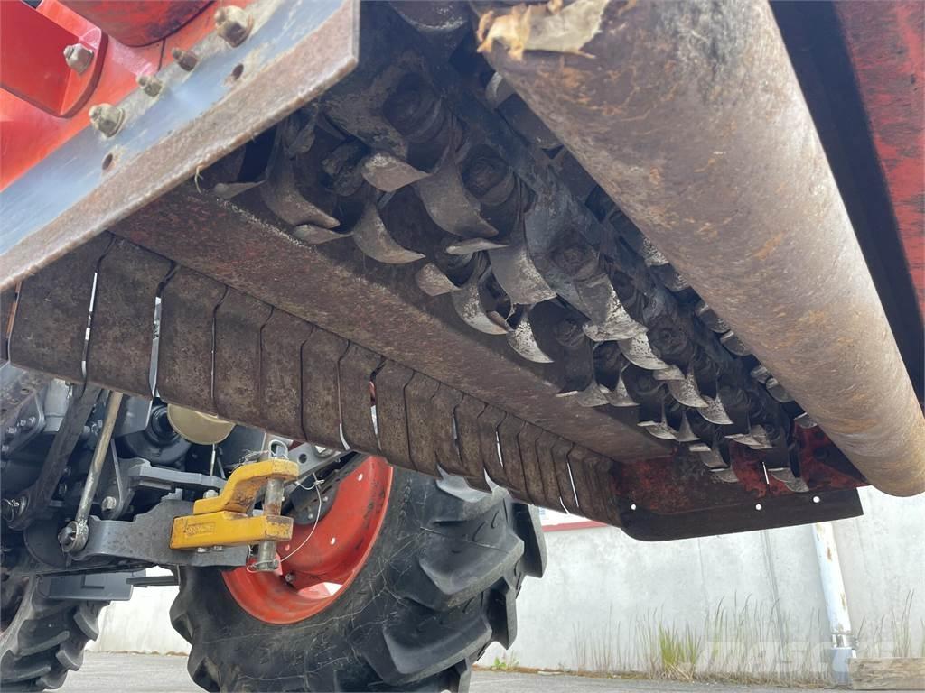 Kubota M4073 トラクター