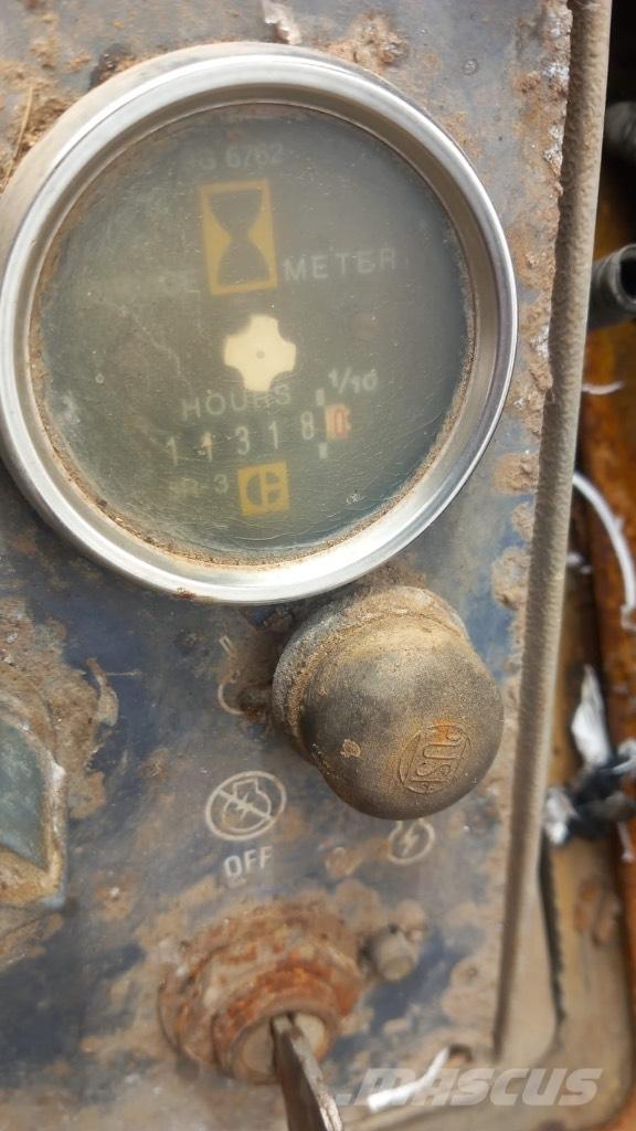 CAT 953 クローラーローダー