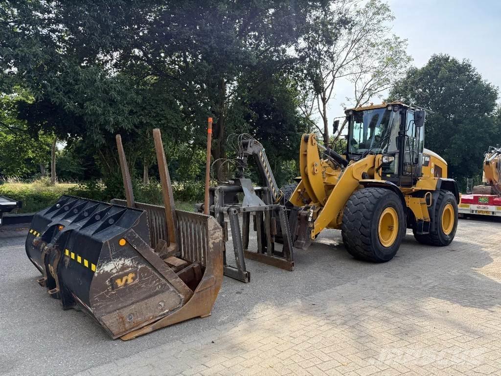 CAT 926M 4 Buckets ホイールローダー・タイヤショベル