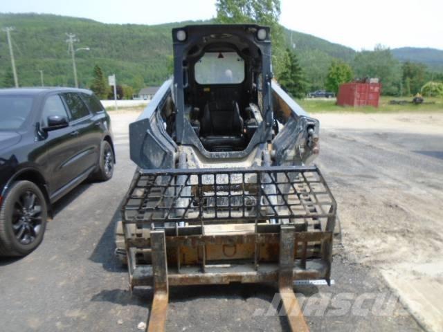 John Deere 333 G スキッドステアローダー